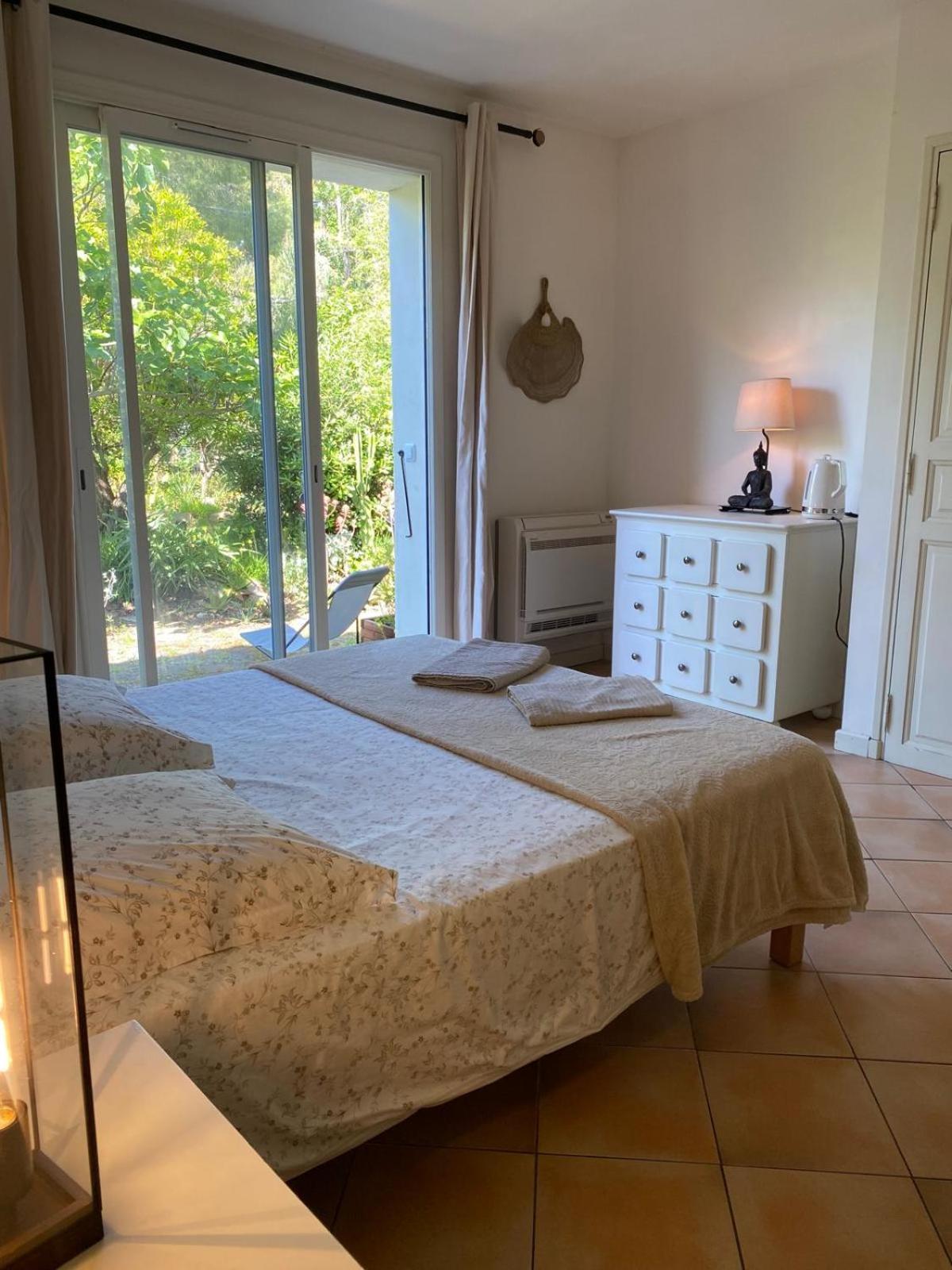 Villa Roka Six-Fours-les-Plages Exterior photo